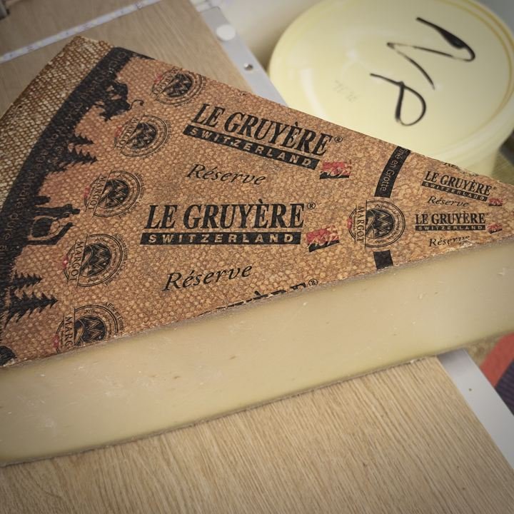 Gruyère Réserve AOP, sélectionné pour l’étal